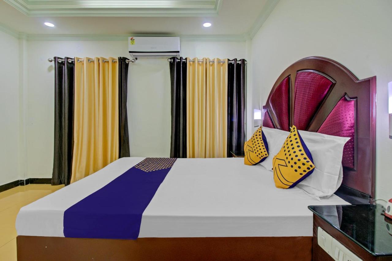 Spot On 73862 Jaya Tourist Home Varkala Ngoại thất bức ảnh