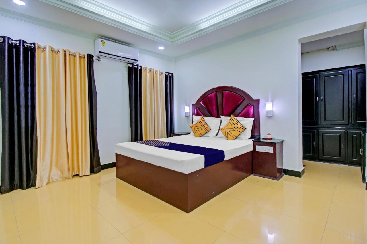 Spot On 73862 Jaya Tourist Home Varkala Ngoại thất bức ảnh