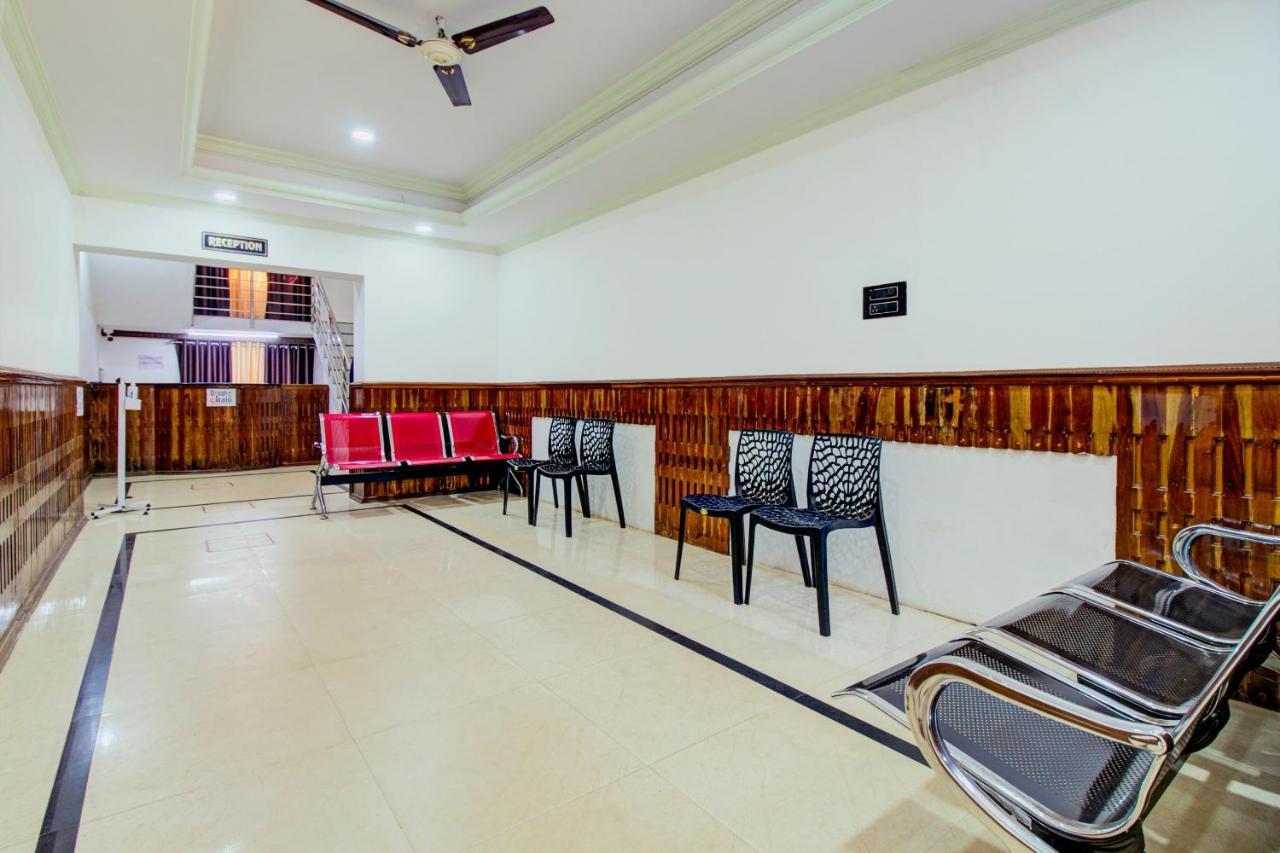 Spot On 73862 Jaya Tourist Home Varkala Ngoại thất bức ảnh